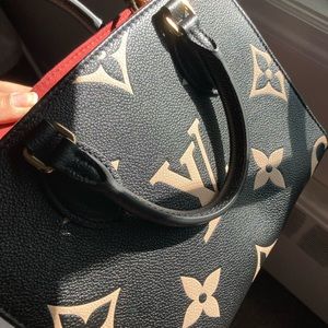 Louis vuitton brand new onthego PM bag